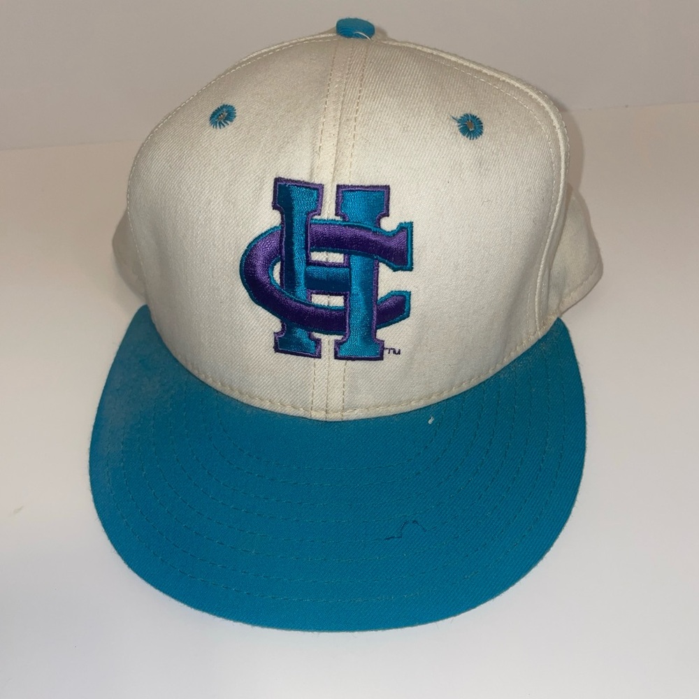 Charlotte Hornets Vintage Hat 90s New Era White Wool NBA Basketball Fitted 7 1/4